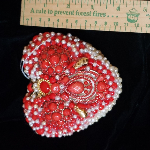 Designs by Collette Jeweled Heart by cherryboring - Picture 7 of 8